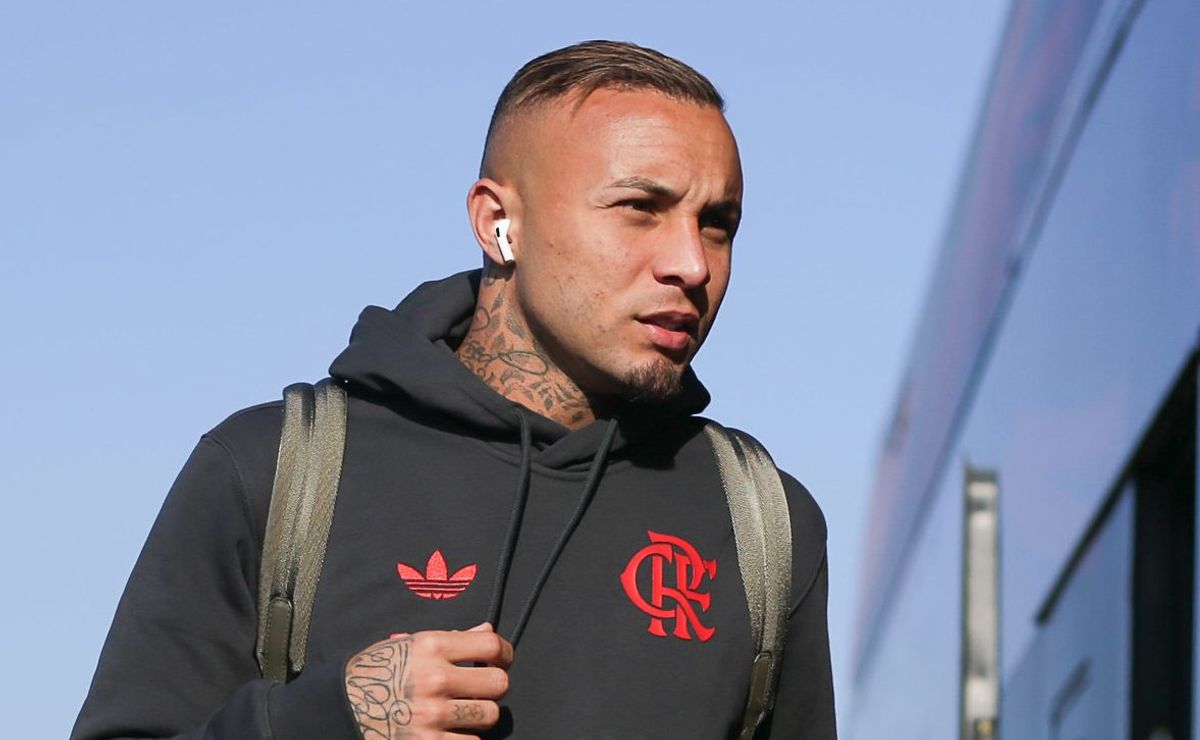 Cebolinha decide futuro se sair do Flamengo e prefere jogar no futebol do exterior; CRF quer negociar o atacante 