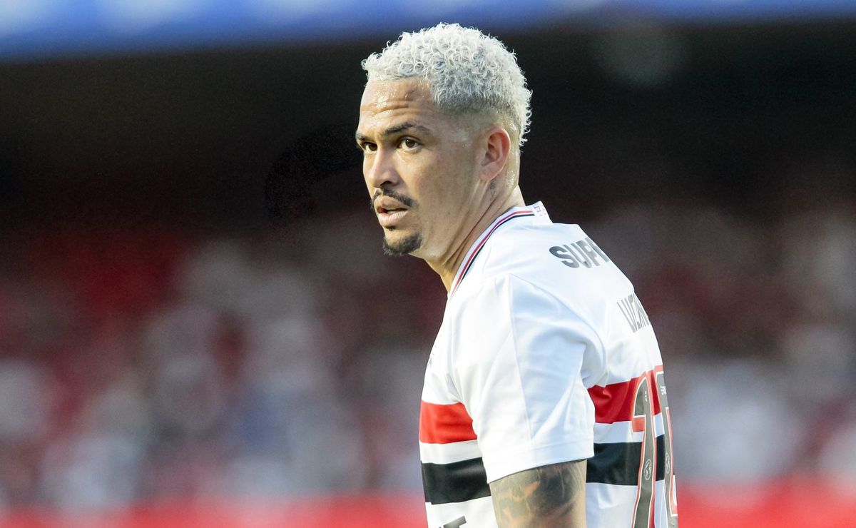 São Paulo vence, mas Luciano perde pênalti e torcedores questionam a escolha do batedor na equipe