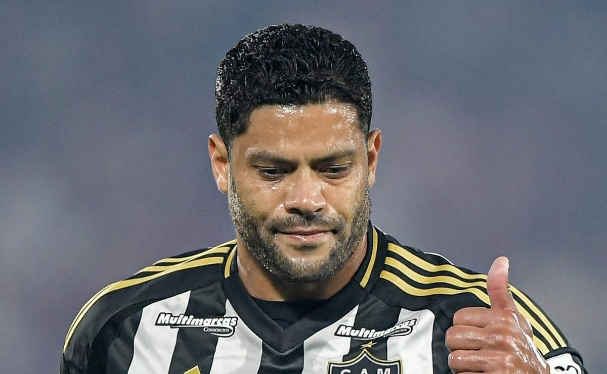 Hulk elogia qualidade de Wallace Yan e deixa de lado discussão com atacante do Fla: “É um menino com muito talento”
