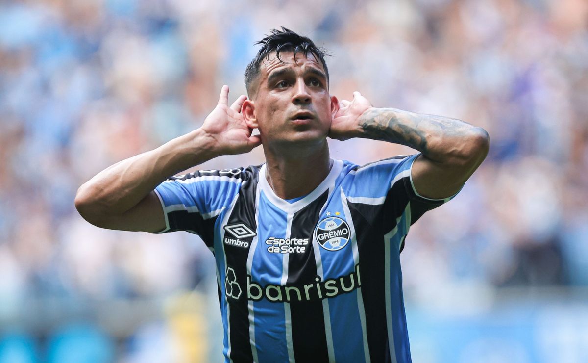 Renato Gaúcho pede contratação de Franco Cristaldo e limite de jogos cancela chegada ao Fluminense