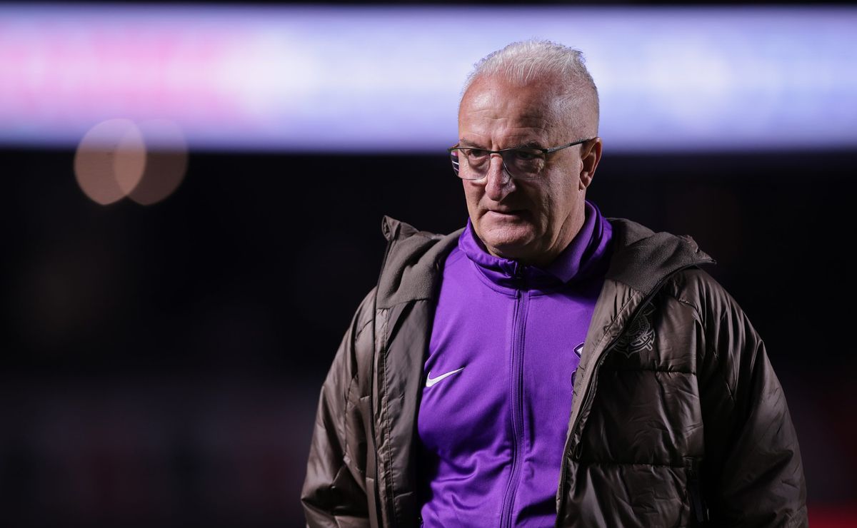 Dorival tenta repetir estratégia na Copa do Brasil para o Corinthians, mesmo que custe o Brasileirão