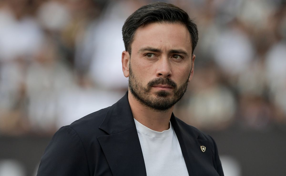 Escalação do Botafogo: Davide Ancelotti confirma 3 mudanças no time titular contra o Fortaleza