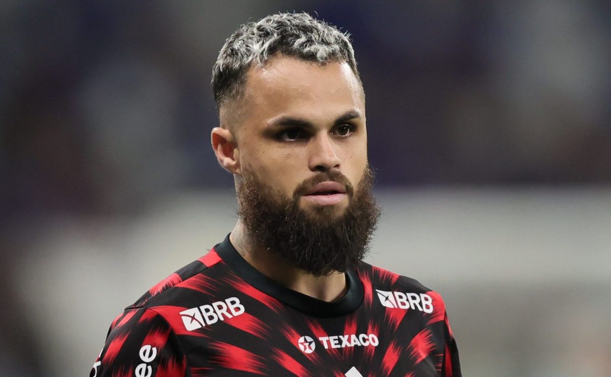 Seis jogadores do Flamengo de saída: Cebolinha, Michael, Juninho, Matheus Gonçalves, Lorran e Victor Hugo podem sair