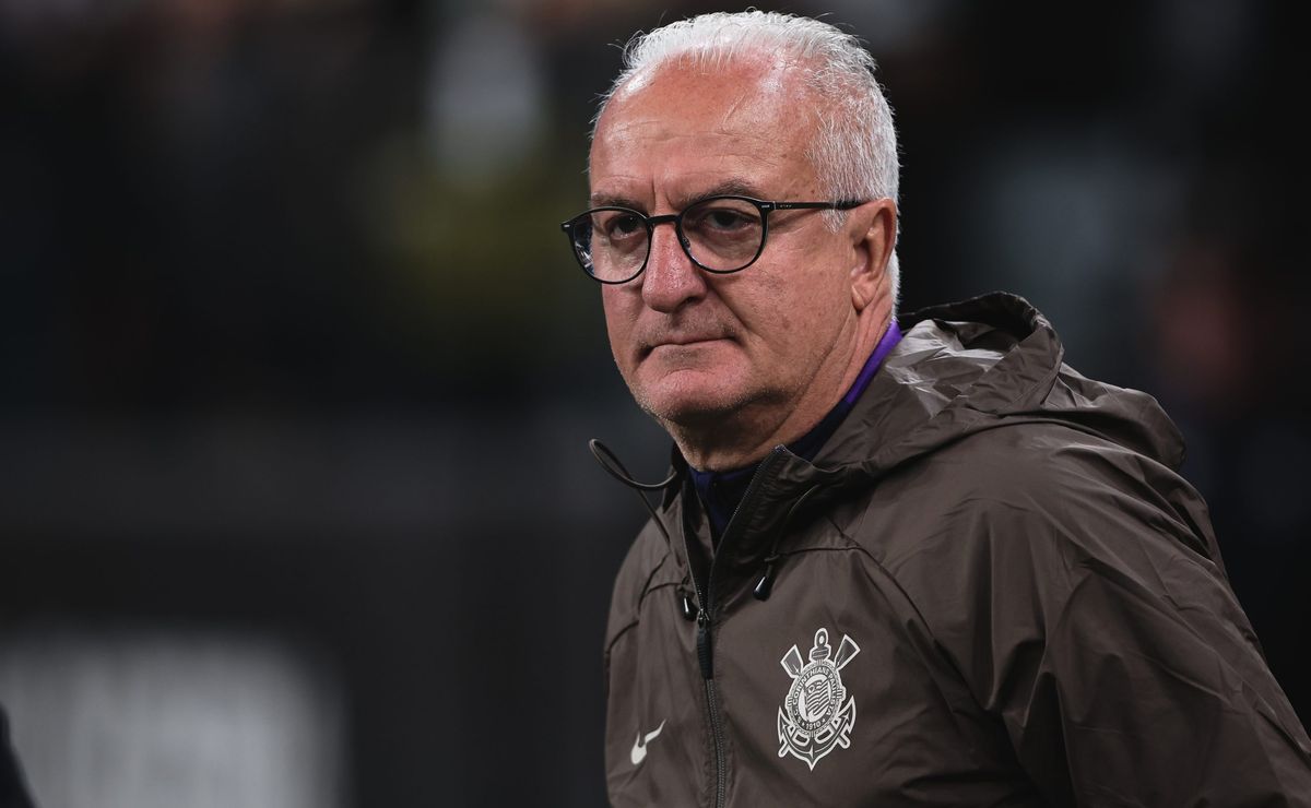 Corinthians afasta Héctor Hernández e espanhol treinará separado do elenco de Dorival Júnior