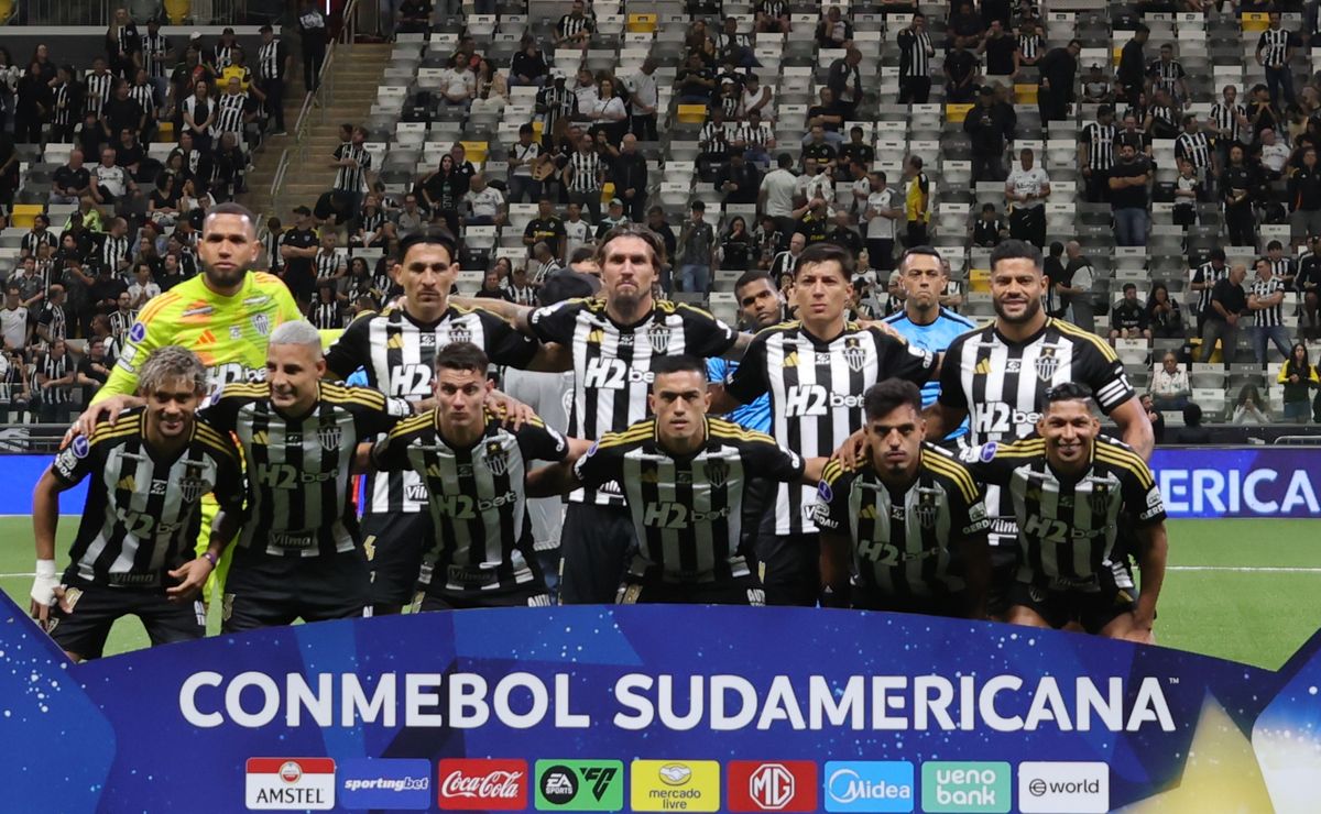 Atlético-MG joga na Copa Sul-Americana para ficar perto de meta da temporada