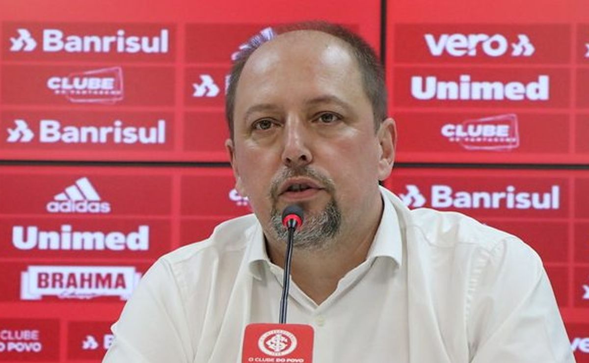 Presidente do Internacional não gosta de ‘atitude’ do Flamengo no mercado  e critica: “Gastando 10 vezes mais”