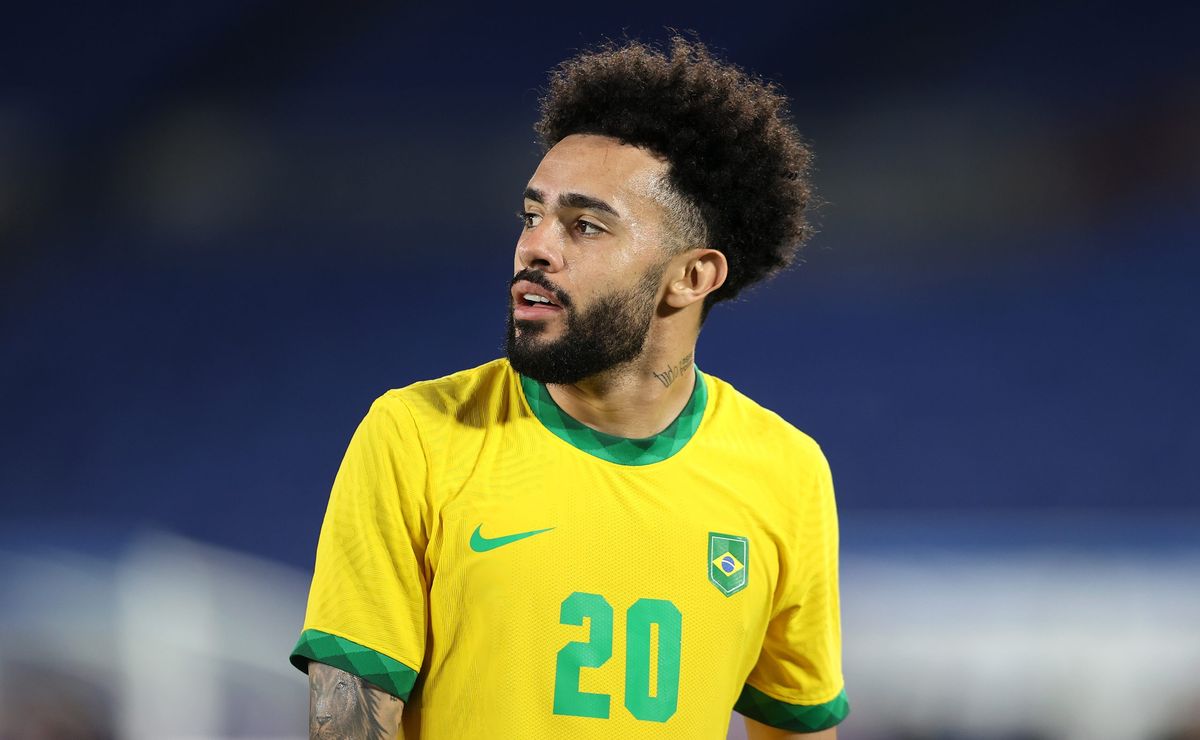 Claudinho revela que negociações com Flamengo não avançaram por decisão do Zenit