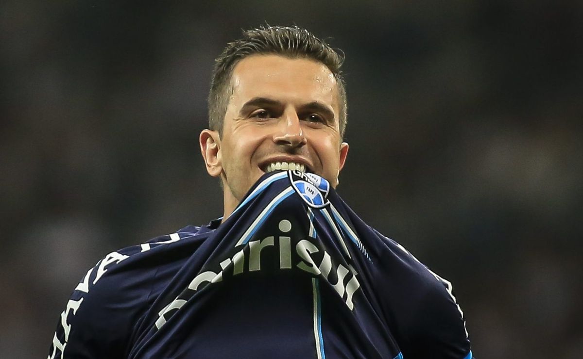 Grêmio muda de ideia sobre Marcelo Grohe e diretoria desiste de contratar o goleiro nesta janela