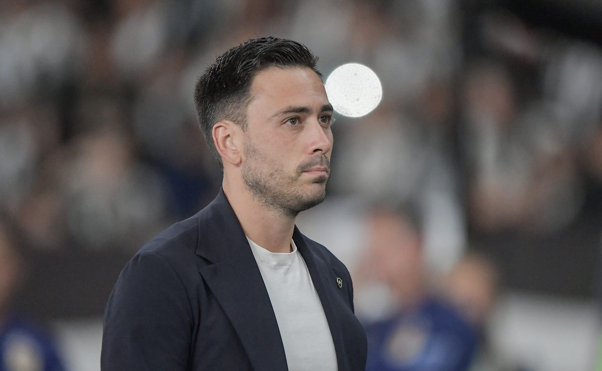 Jornal espanhol classifica trabalho de Davide Ancelotti no Botafogo: “Fracasso retumbante”