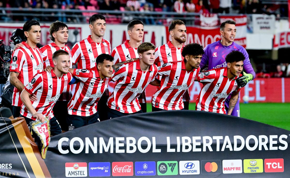 Torcedores do Estudiantes reagem a duelo contra o Flamengo nas quartas da Libertadores com temor: “5 gols”