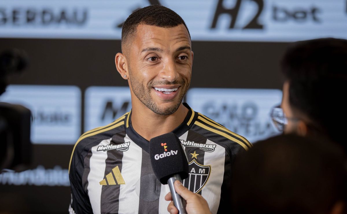 Vitor Hugo lamenta derrota do Atlético-MG e projeta clássico diante do Cruzeiro: “Estávamos bem no jogo até sofrer os gols” 