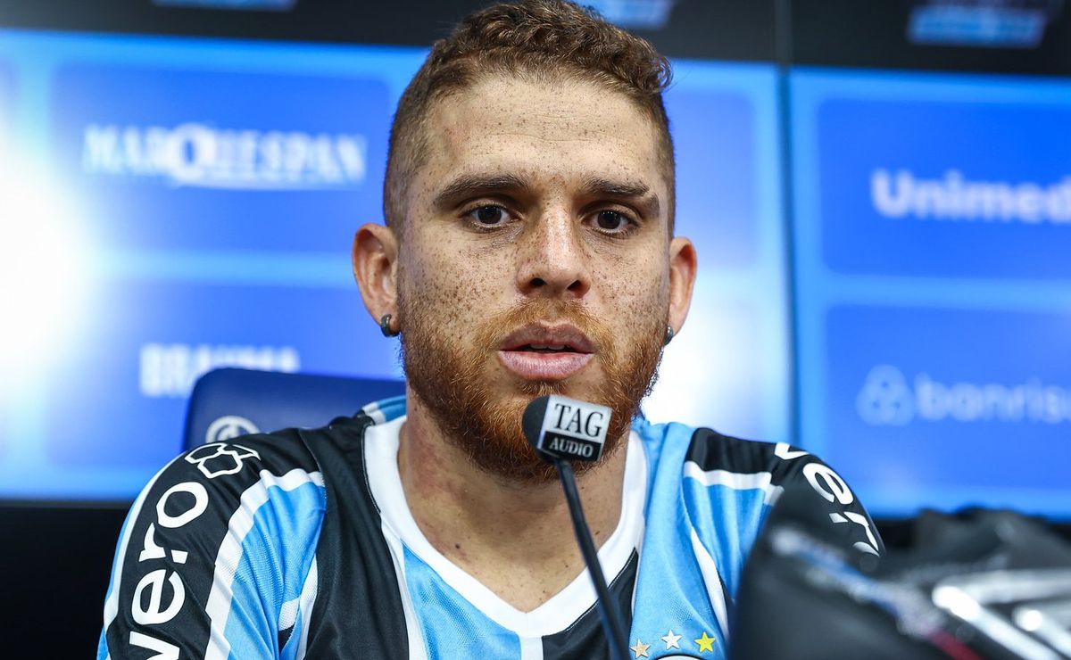 Cuéllar esquenta duelo entre Grêmio X Flamengo ao revelar que foi chantageado na equipe carioca: “me senti usado”