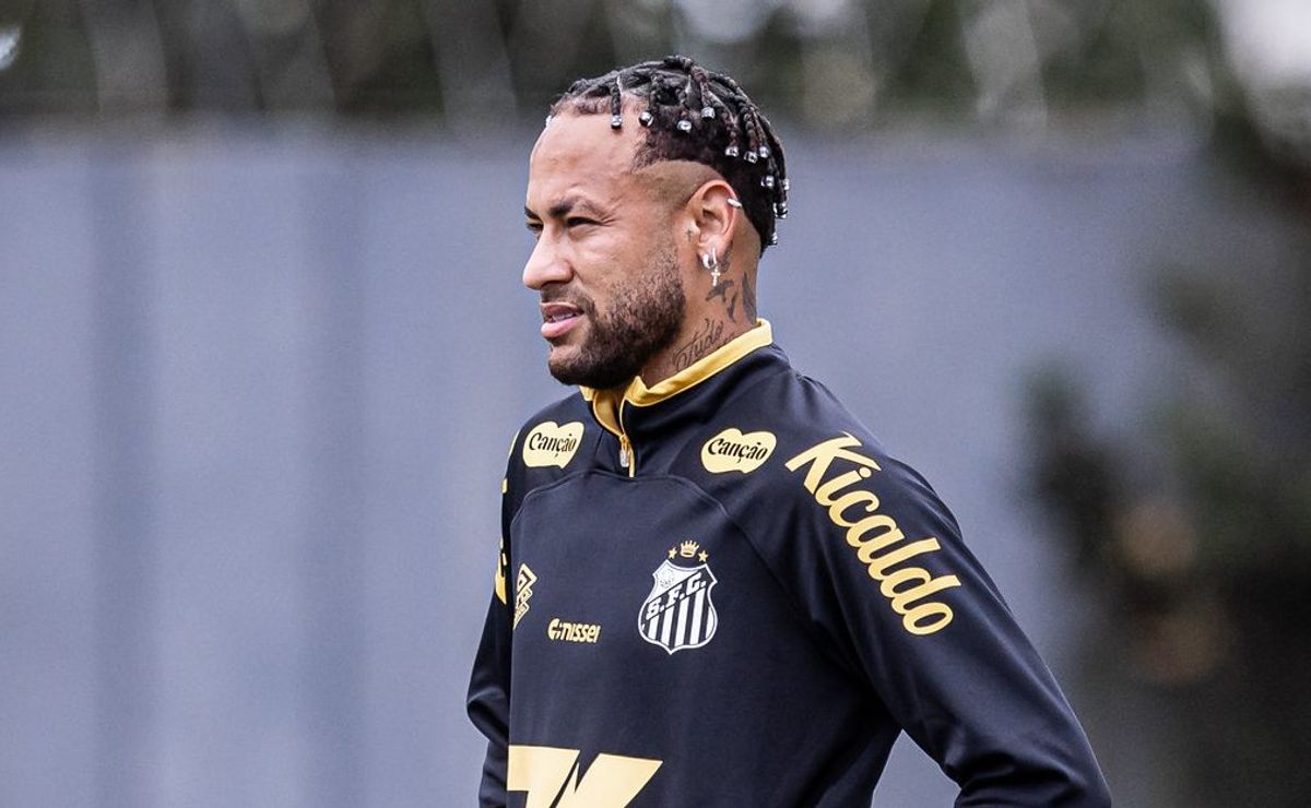 Neymar reage após ficar fora da convocação de Ancelotti para a Seleção Brasileira e posta foto em treino