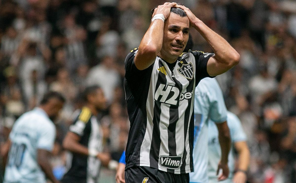Torcida do Atlético-MG detona Júnior Alonso após falha em gol do Cruzeiro: “Mais uma falha”
