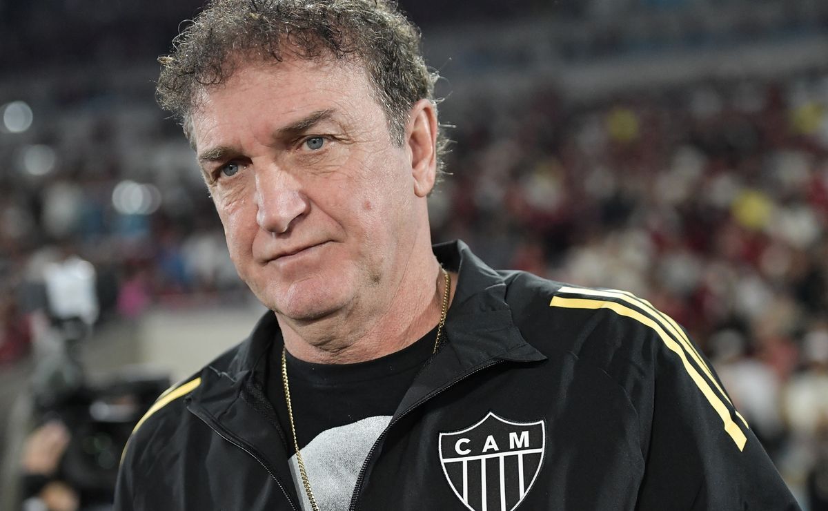 Cuca demitido do Atlético-MG tem apoio dos torcedores: “Não tem condição de continuar”