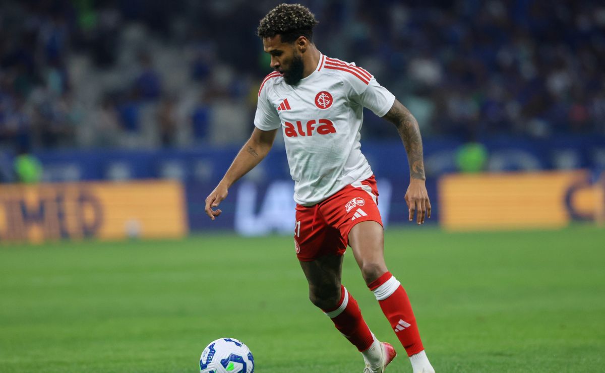 Próximo de ser negociado com o Al-Rayyan, Wesley deve ser relacionado contra o Fortaleza
