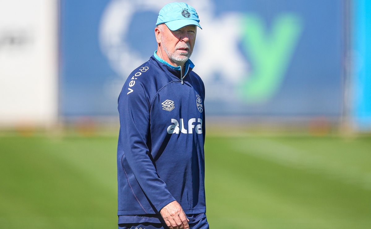Grêmio intensifica busca por meia e tenta última cartada antes do fim da janela