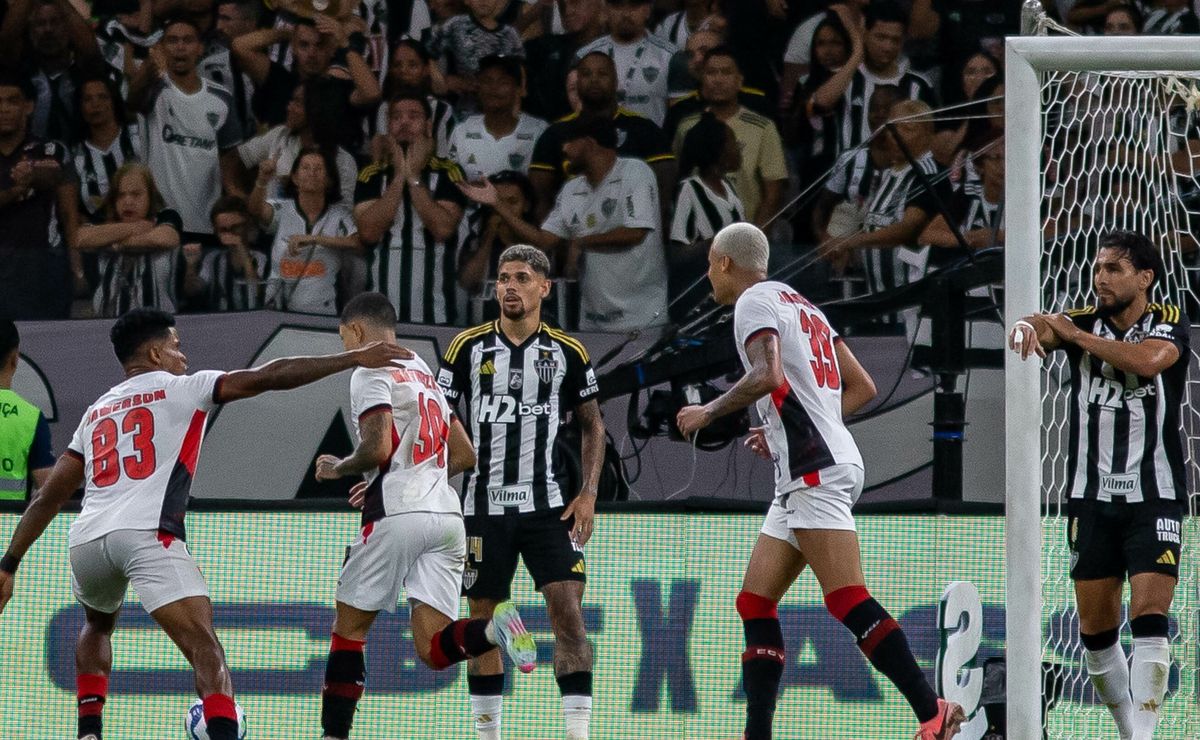 Atlético-MG tenta vencer tabu de mais de uma década contra Vitória