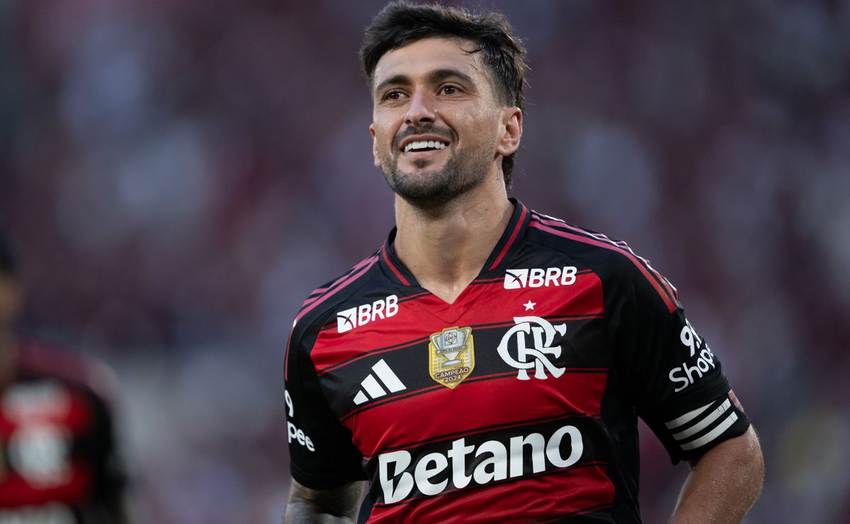 Notas do Flamengo: Arrascaeta e De La Cruz vão bem contra o Grêmio no Maracanã