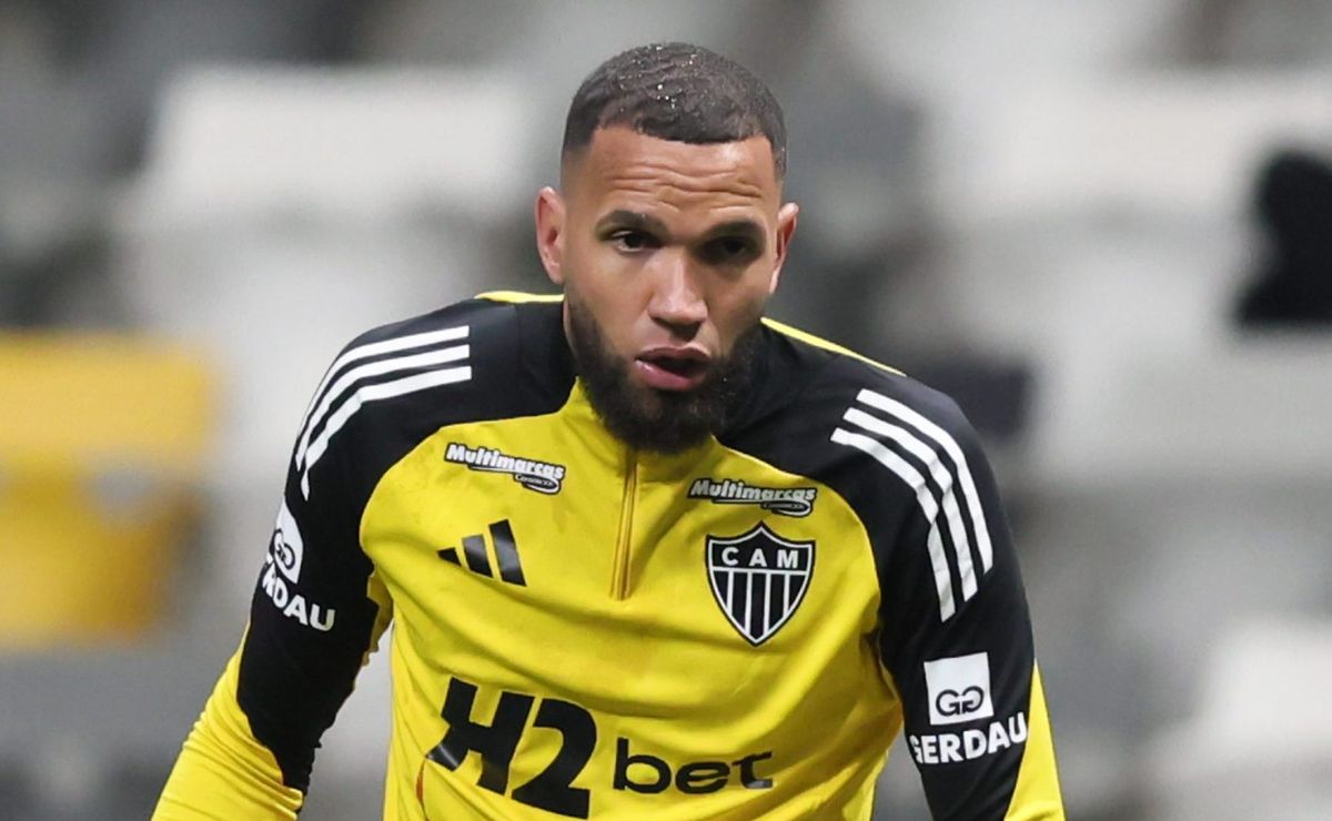 Everson aborda contratação de técnico do Atlético e ressalta importância de assimilar nova metodologia