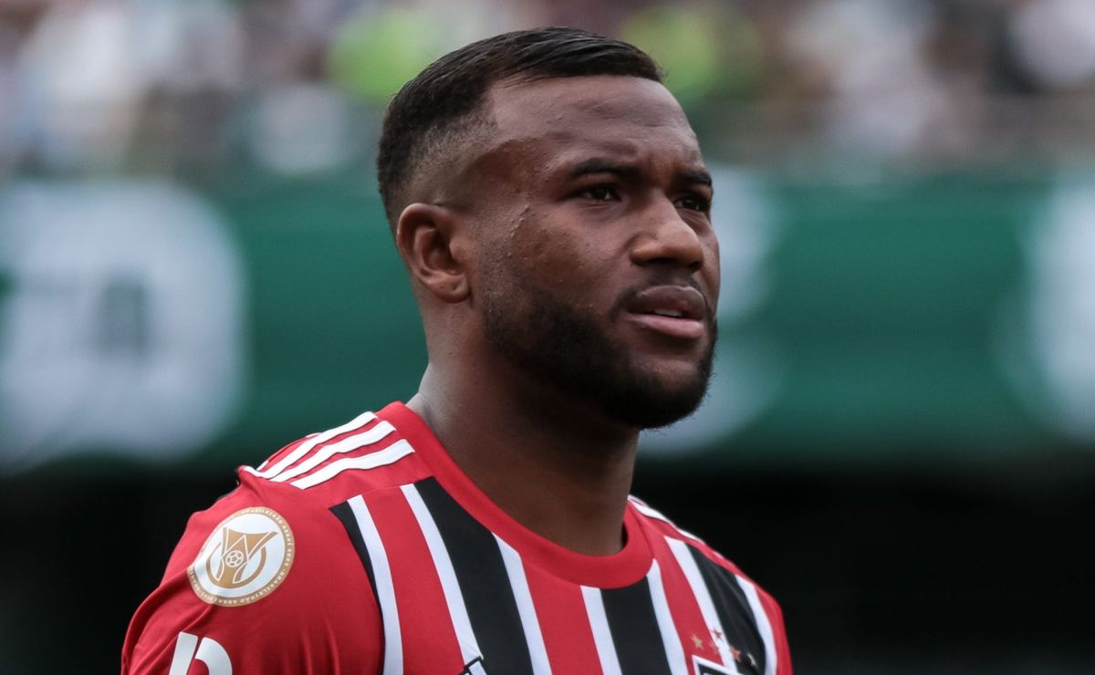 Botafogo esfria interesse em Luan, do São Paulo, e deve encerrar conversas pelo volante