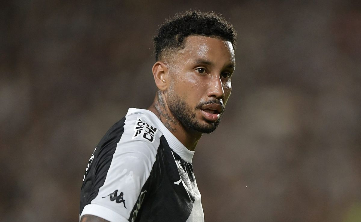 Jair lamenta nova grave lesão no Vasco que o tirou da temporada e projeta recuperação: “Planos serão adiados e novos desafios virão” 