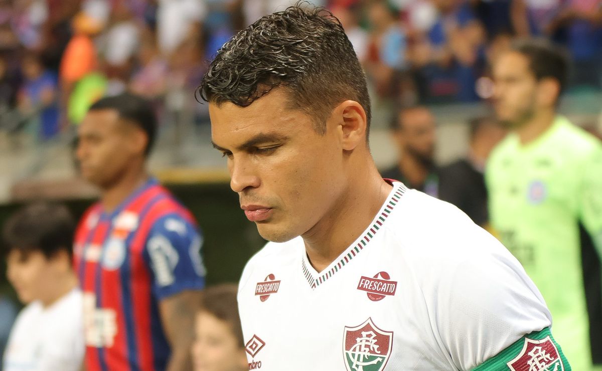 Retorno de Thiago Silva antes do previsto fez Fluminense desistir de fechar com outro zagueiro