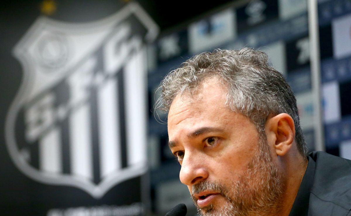 Alexandre Mattos projeta futuro de Neymar e reforça vínculo do craque com o Santos
