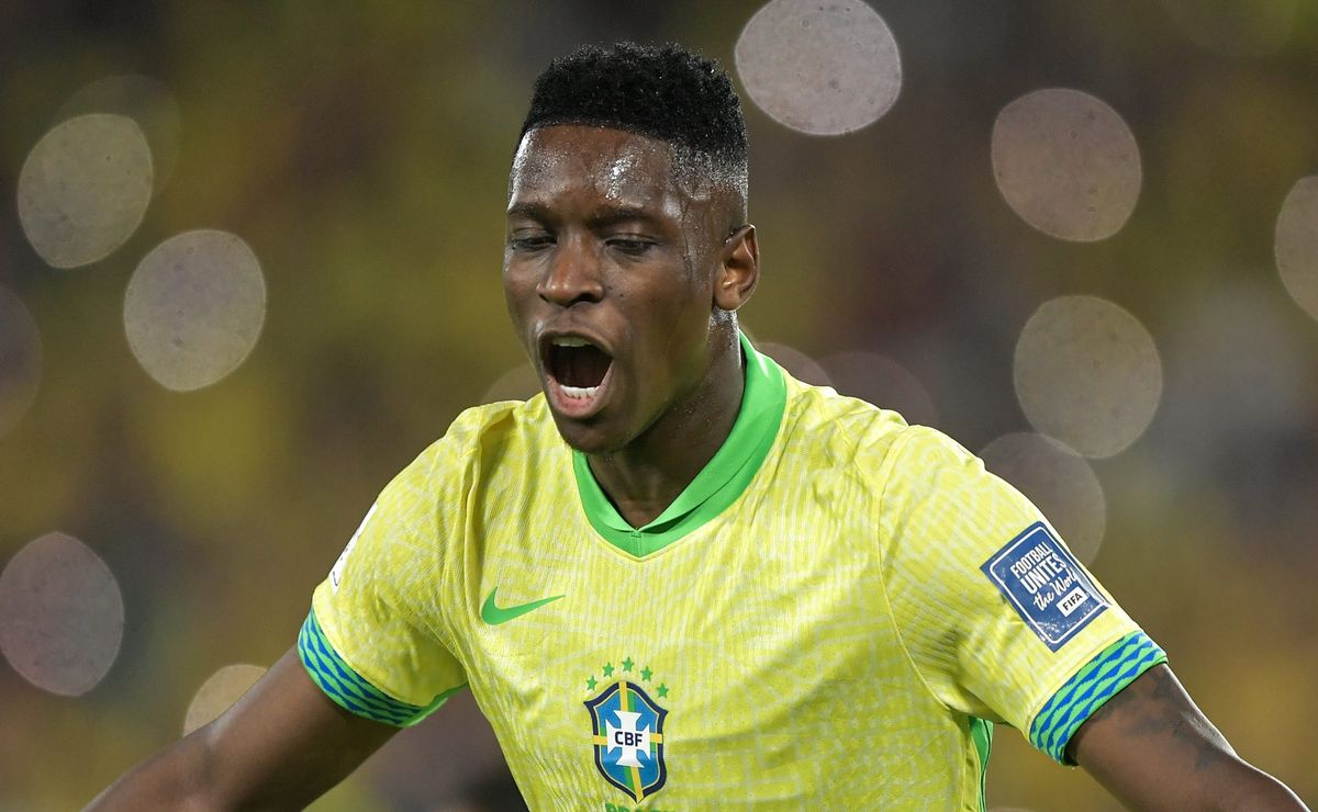 Luiz Henrique entra apenas no segundo tempo, e Ancelotti não aproveita 100% do jogador