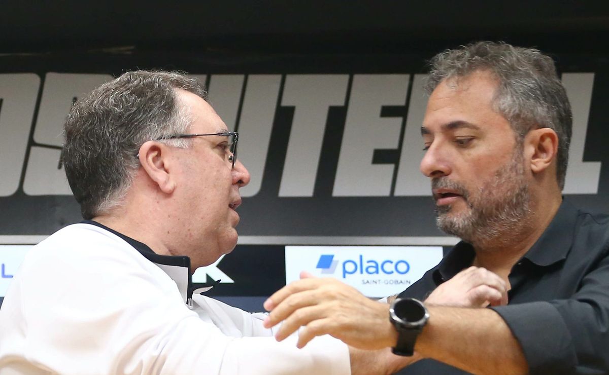Bakambu queria muito vir para o Santos, mas Mattos desistiu e venceu queda de braço por Lautaro Díaz