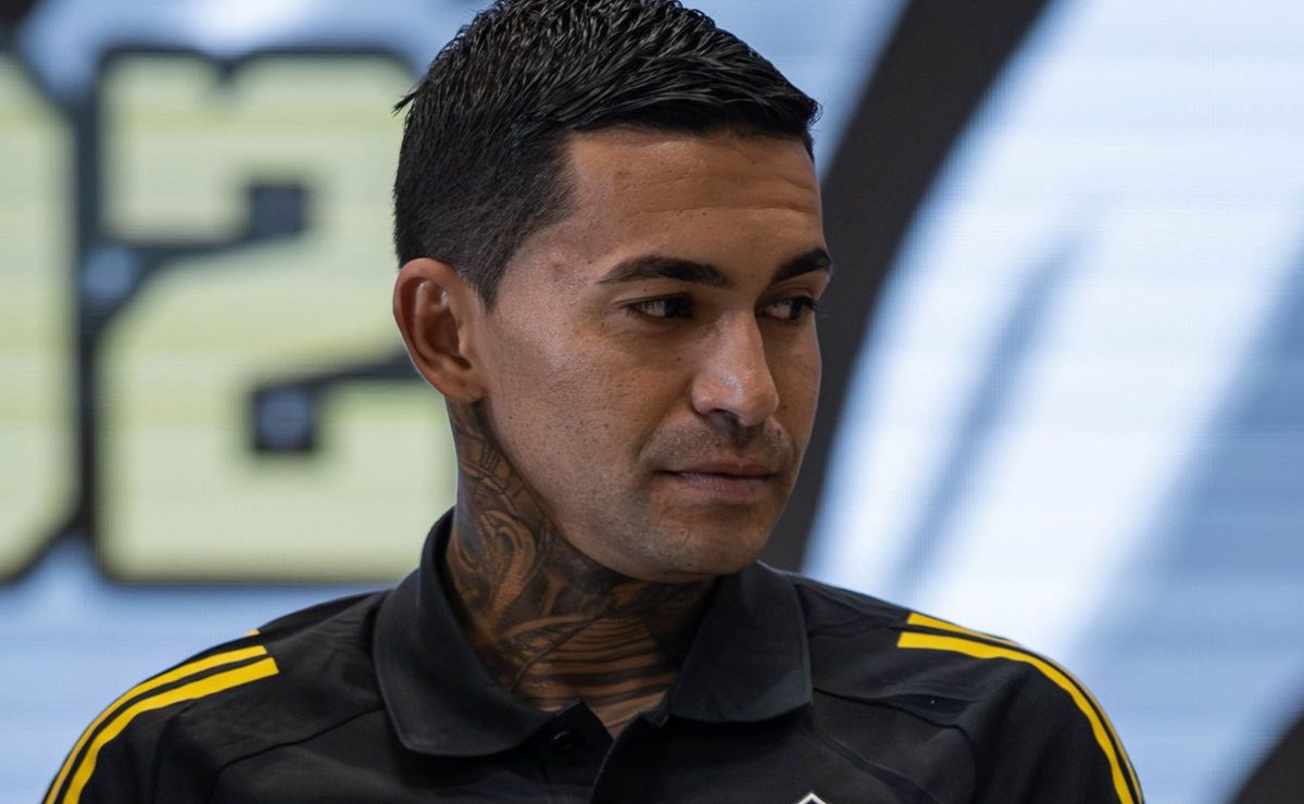 Dudu exige que justiça ordene que Leila Pereira se desculpe, com vídeos no telão do estádio do Palmeiras