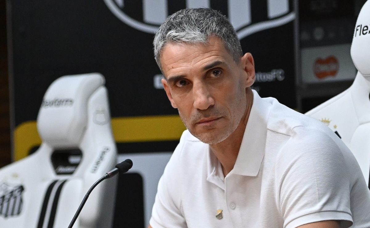 Santos de Vojvoda confirma a saída de Deivid Washington no BID da CBF; atleta retorna ao Chelsea