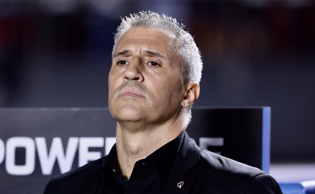 São Paulo ainda pode trazer camisa 9 nesta temporada após frustração por Marcos Leonardo
