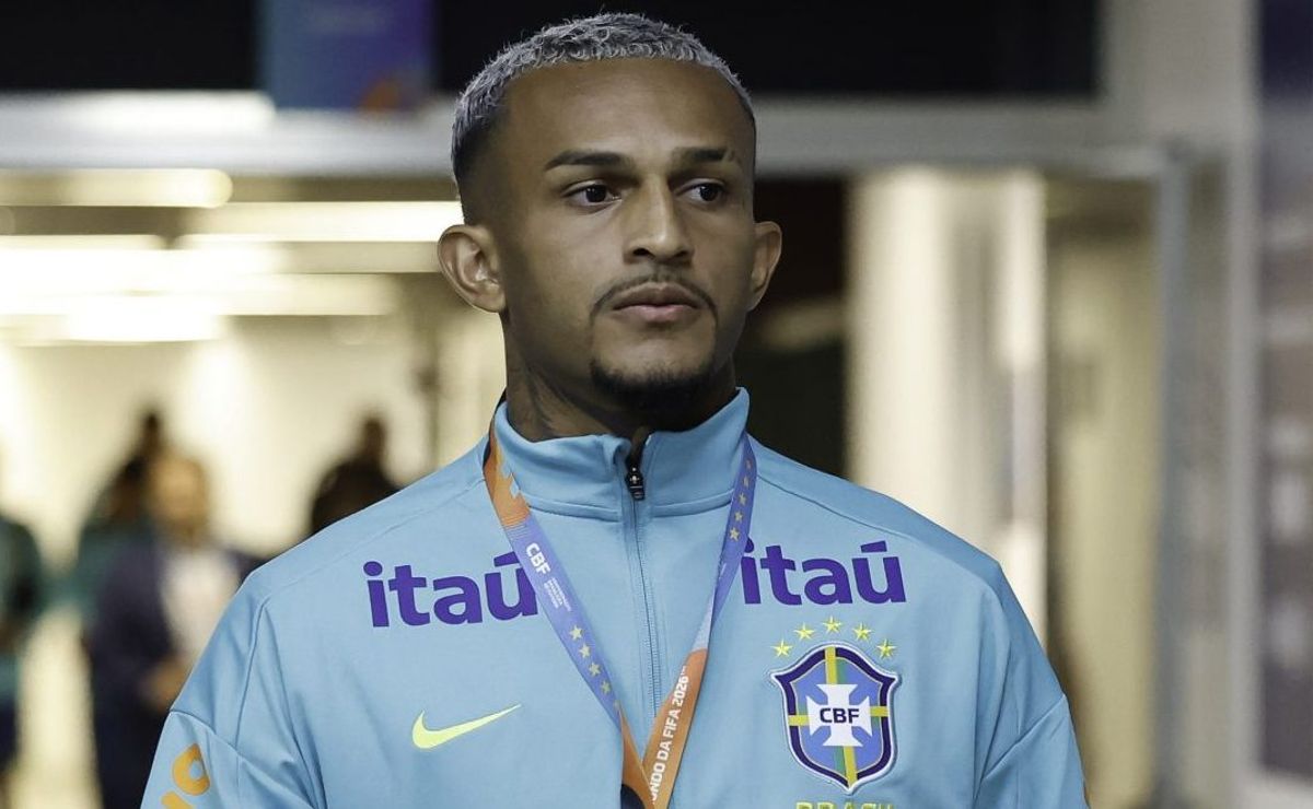 Wesley reserva em Bolívia X Brasil pode acontecer após Ancelotti fazer teste sem ex-Flamengo