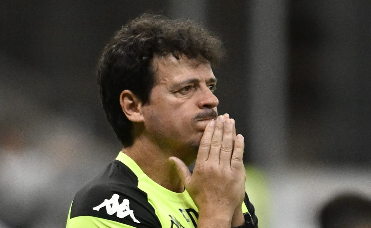 Diniz pode fazer mudanças na zaga do Vasco para enfrentar o Botafogo e Ceará