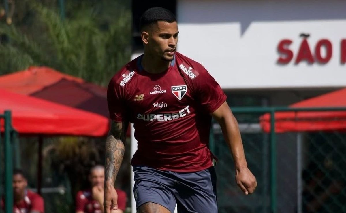 São Paulo aposta em Maílton como nova arma em bolas paradas e força ofensiva após destaque em jogo-treino