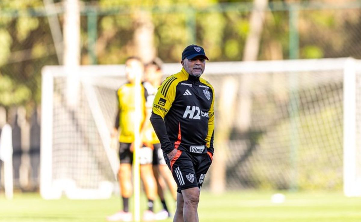 ‘Pé quente’? Sampaoli só perdeu uma estreia em equipe desde 2019