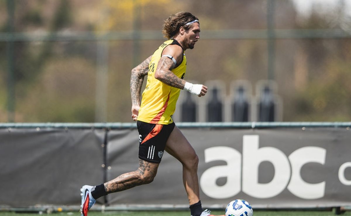 Lélio Gustavo diz que ‘não arriscaria’ Lyanco titular no Atlético-MG contra Cruzeiro