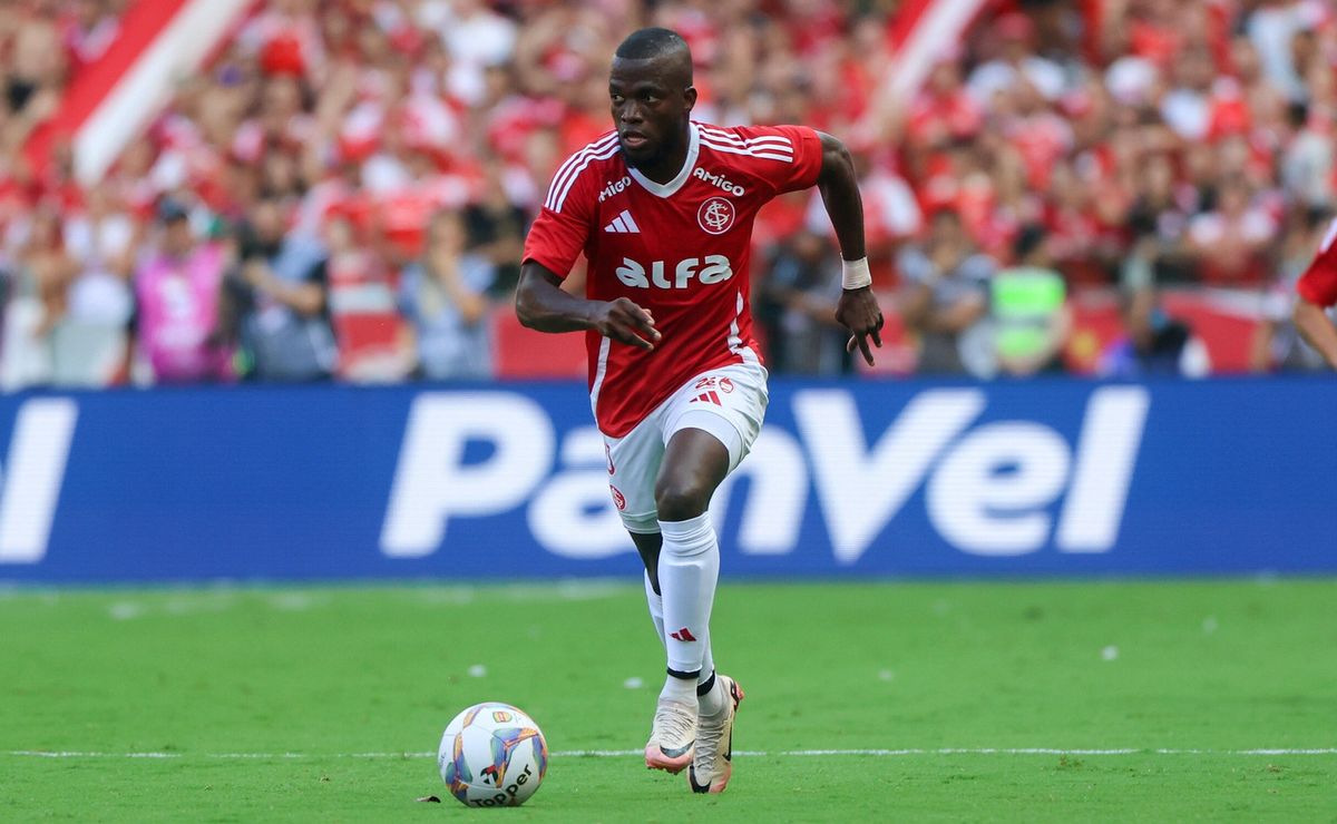 Internacional economizará R$ 14 milhões com a possível saída de Enner Valencia para o Pachuca