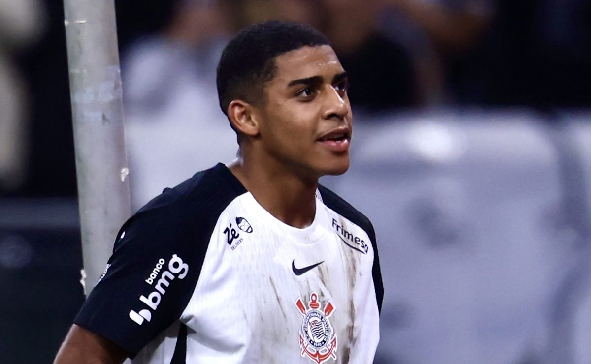 Torcida do Corinthians cobra Dorival por titularidade de Gui Negão após mais um gol decisivo contra Athletico-PR