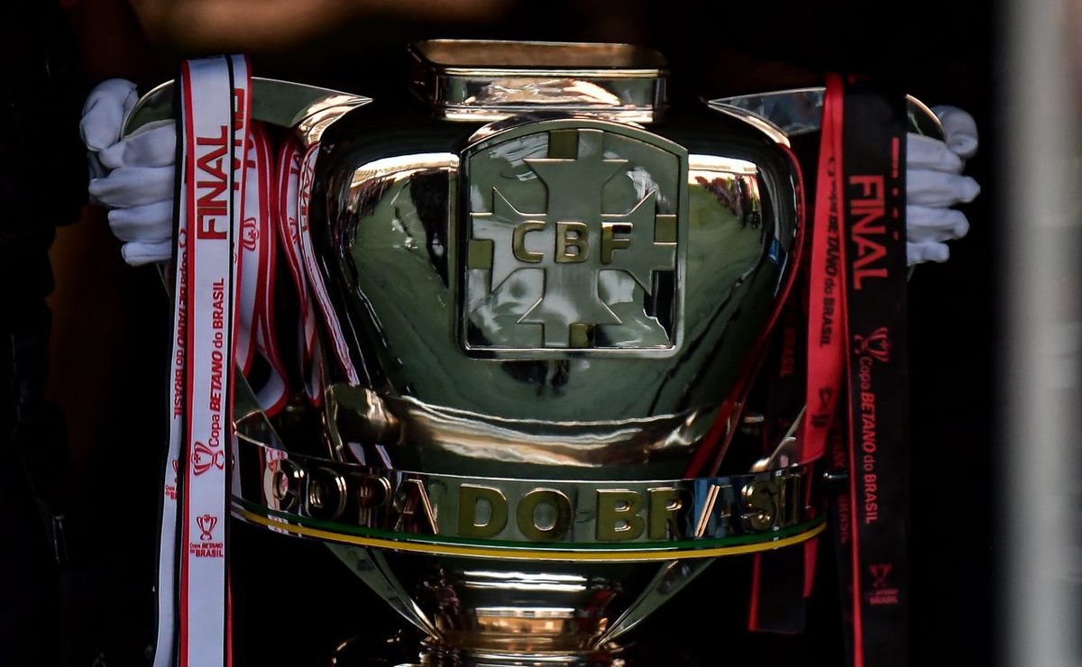 Corinthians x Cruzeiro e Vasco x Fluminense pela Copa do Brasil acontecerá apenas em dezembro