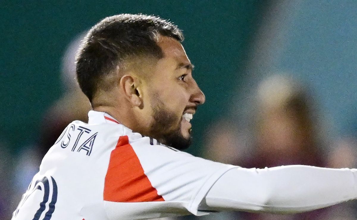Luciano Costa dá a volta por cima no Fluminense e Renato Gaúcho avalia chances ao meia no time titular: “Muito titular”
