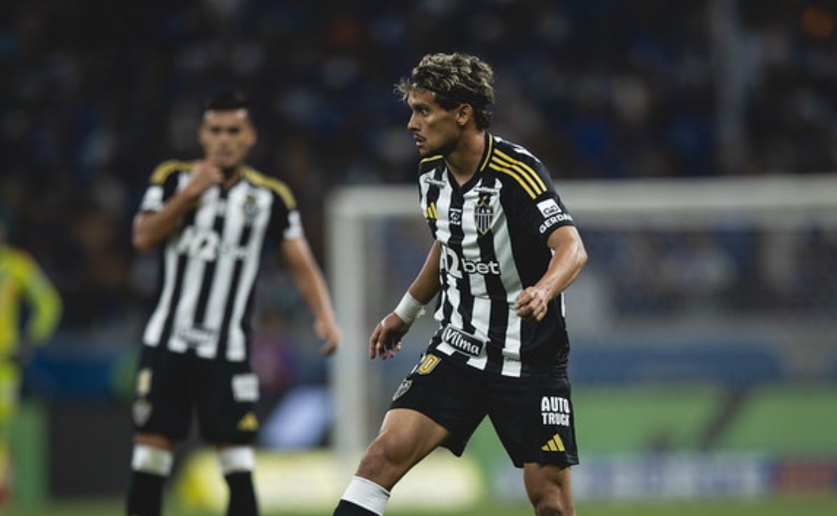 Scarpa diz que Atlético-MG tem que ‘juntar os cacos’ por reação