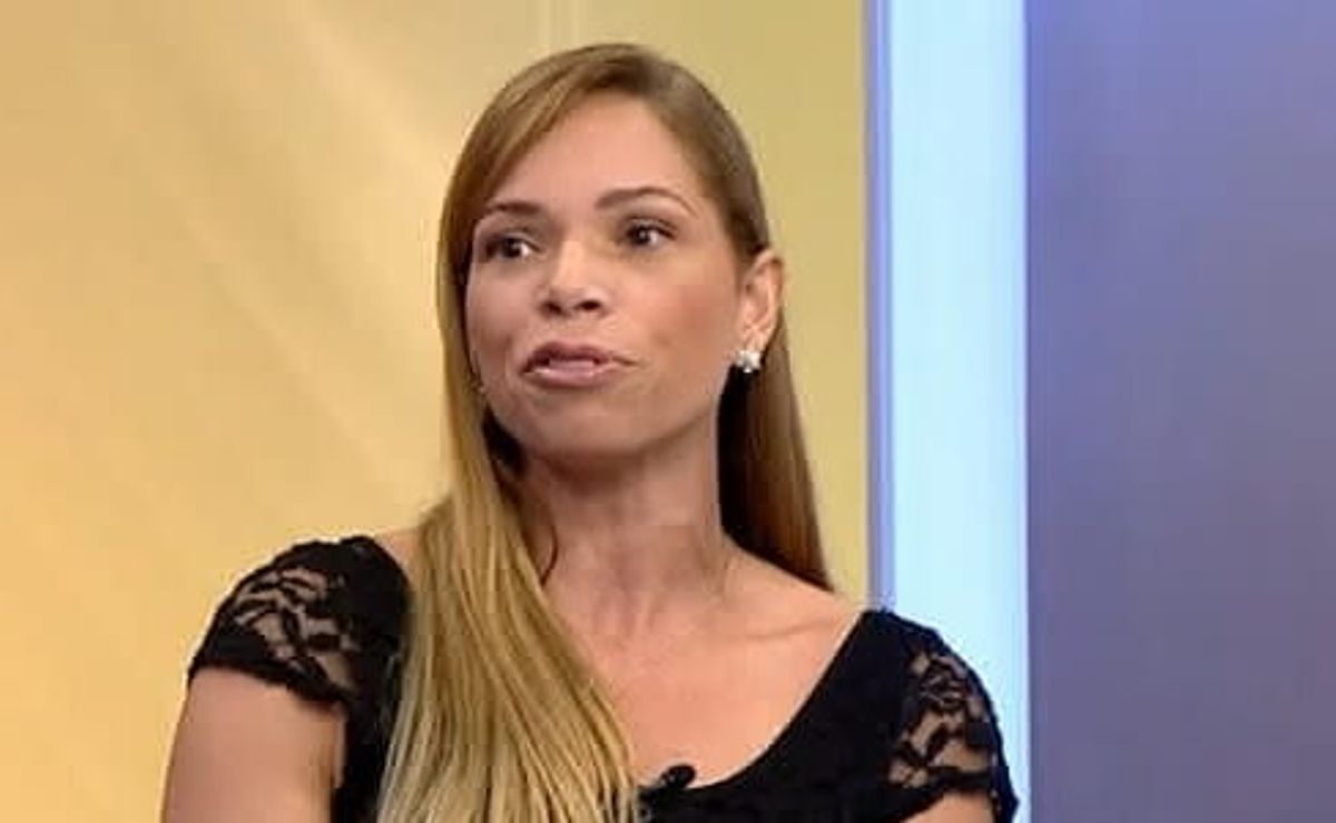 Renata Ruel, comentarista de arbitragem, crava que pênalti em Neymar deveria ter sido marcado: “O jogador é derrubado”