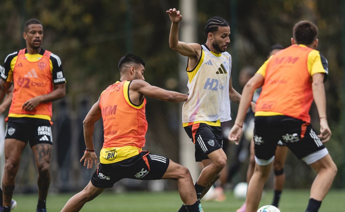 Frossard pede que elenco do Atlético-MG assuma responsabilidade por reação na temporada