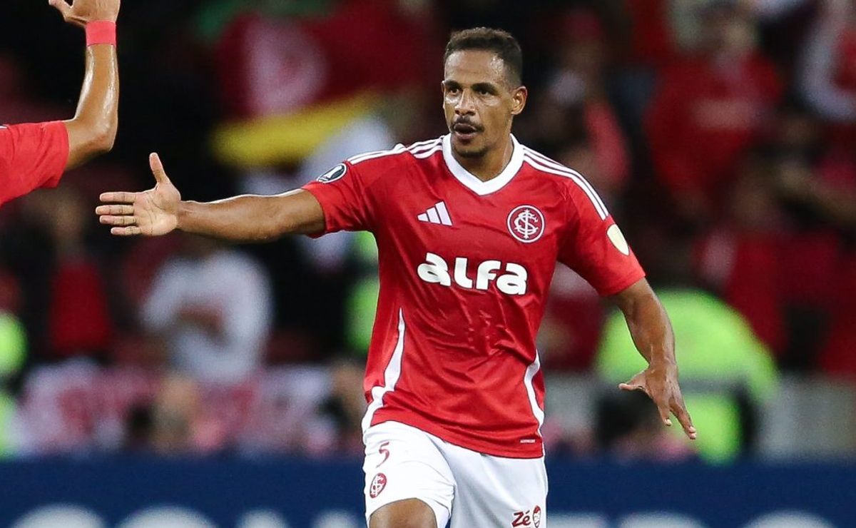 Empresário de Fernando abre o jogo e desmente polêmica da saída do Inter