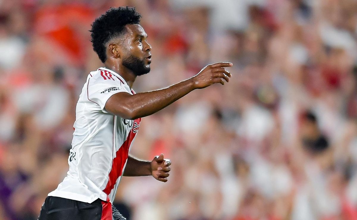 Borja, ex-Verdão, quase causa lei do ex em lance no final de River Plate x Palmeiras pela Libertadores
