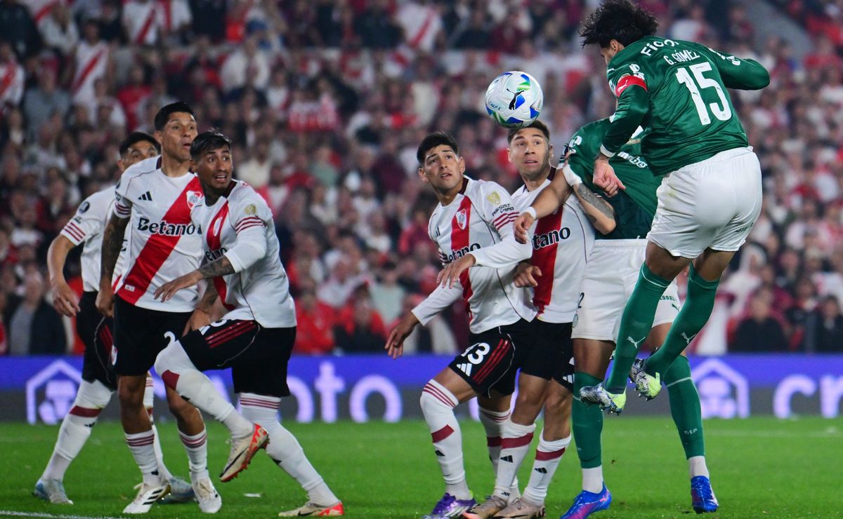 Imprensa argentina destaca sobrevida do River Plate após derrota contra o Palmeiras: “Aberto para a revanche”