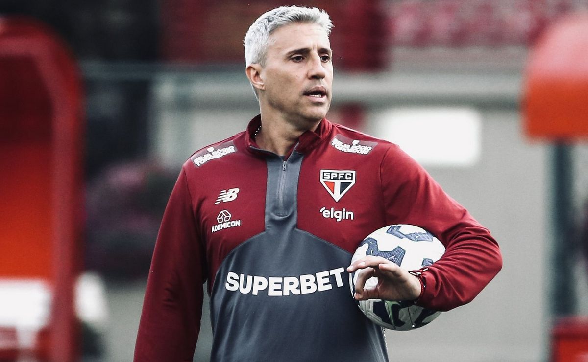 São Paulo pode ter mudança no esquema tático contra a LDU pela Libertadores, com possível reforço no meio