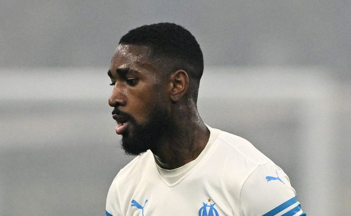 Gerson, ex-Flamengo, vive drama na Rússia e completa 4 jogos seguidos sem ser relacionado pelo Zenit
